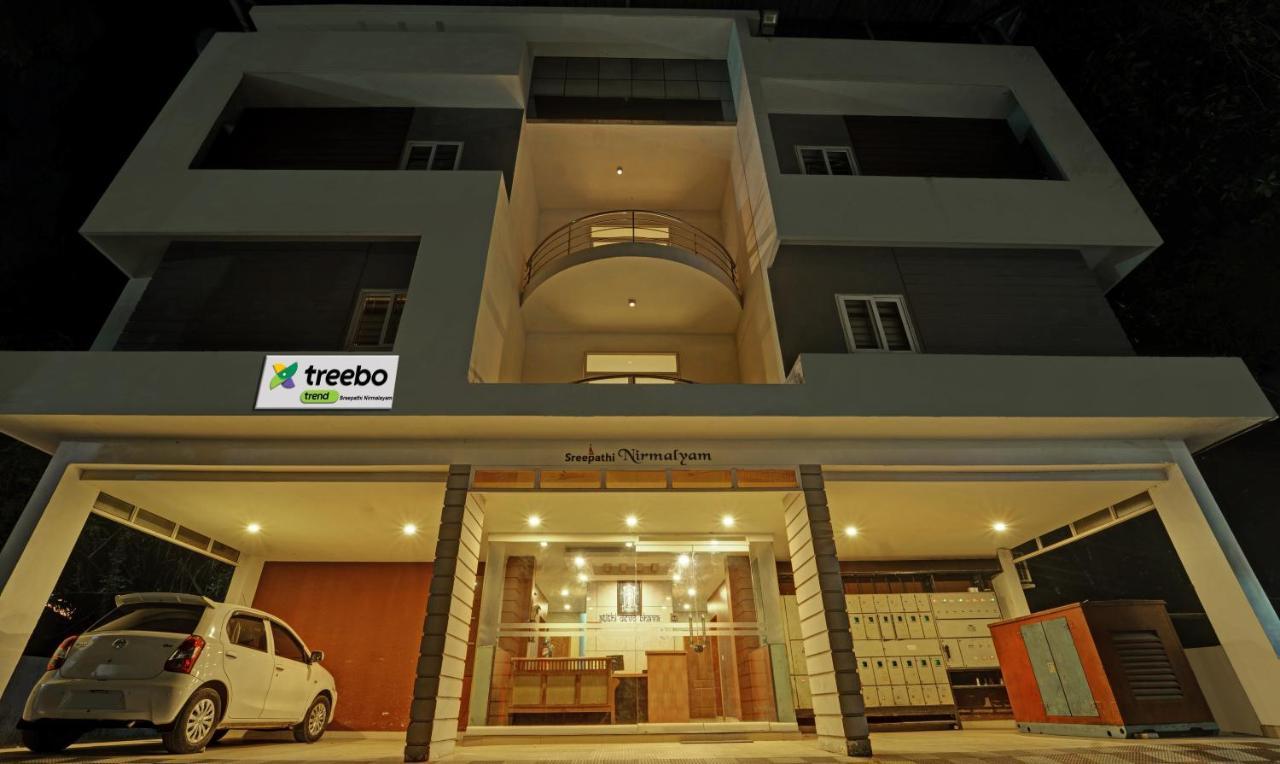 Sreepathi Nirmalyam 400 Mts From Guruvayoor Temple Hotell Guruvāyūr Eksteriør bilde