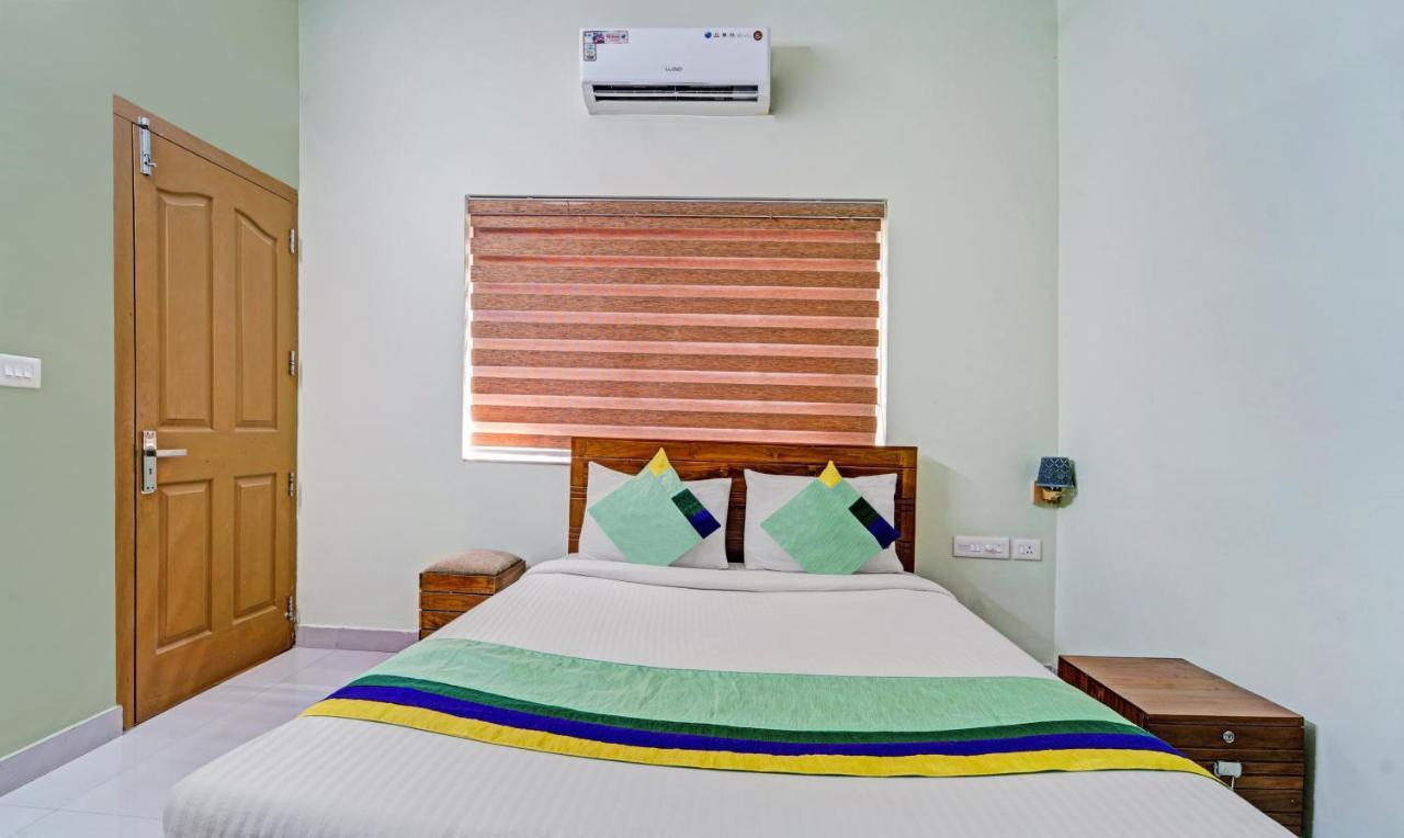 Sreepathi Nirmalyam 400 Mts From Guruvayoor Temple Hotell Guruvāyūr Eksteriør bilde