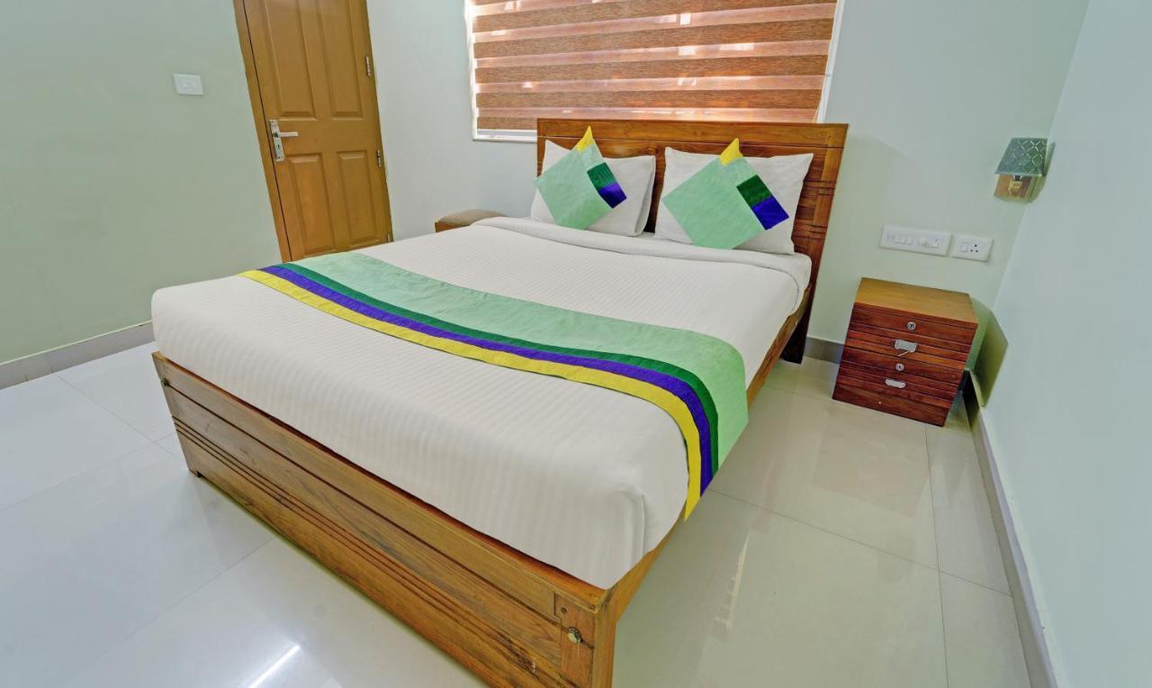 Sreepathi Nirmalyam 400 Mts From Guruvayoor Temple Hotell Guruvāyūr Eksteriør bilde